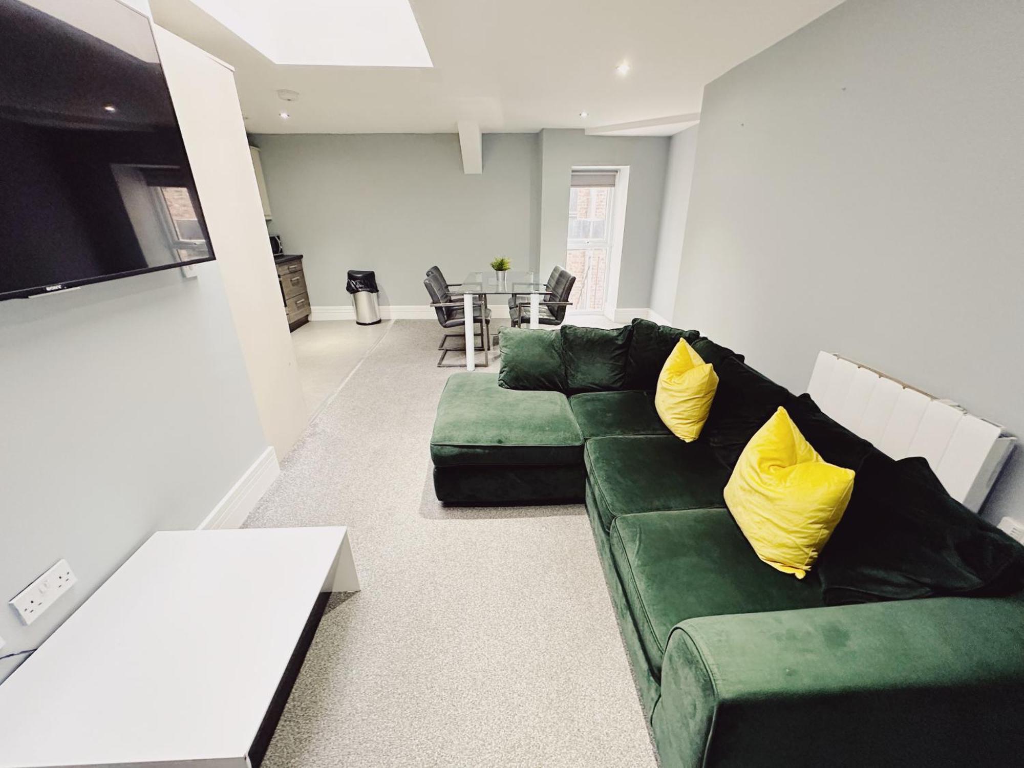 2 Bedroom Apartment In The Heart Of Newcastle - Spacious - Sleeps 7 Kültér fotó